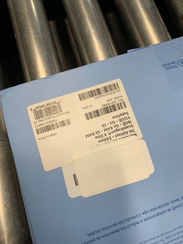 Photo 1 of ***ITEM IS LOCKED/PARTS ONLY***

Microsoft Surface Laptop (2024), Windows 11 Copilot+ PC, 13.8" Touchscreen Display, Snapdragon X Elite (12 core), 16GB RAM, 512GB SSD Storage, Sapphire