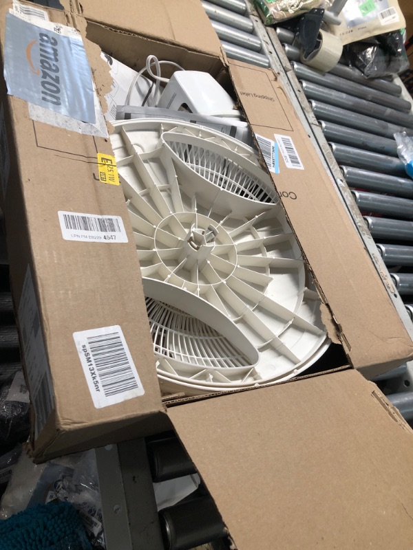 Photo 1 of (missing pieces) Lasko 2520 Oscillating Stand Fan,White 16 Inch