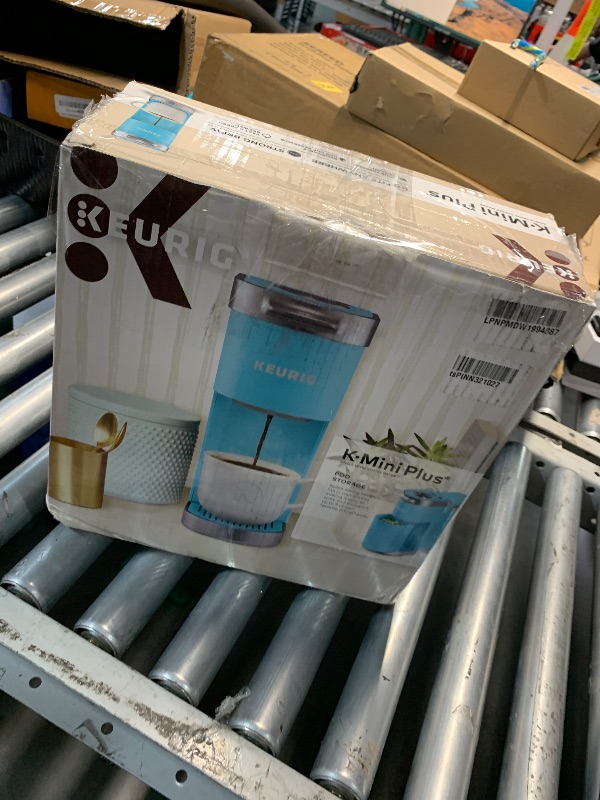 Photo 1 of ***(PARTS ONLY/ NON FUNCTIONAL)***Keurig K-Mini Plus Single Serve K-Cup Pod Coffee Maker, with 6 to 12oz Brew Size, Stores up to 9 K-Cup Pods, Travel Mug Friendly, 1500 watts, Cool Aqua