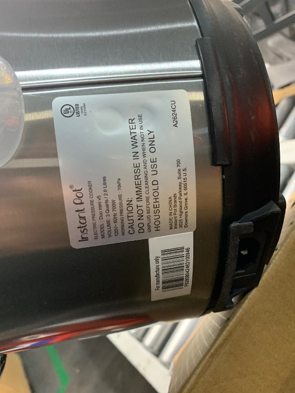 Photo 1 of (Missing power cod)(used)Instant Pot Duo 7-in-1 Mini Electric Pressure Cooker, Slow Rice Cooker, Steamer, Sauté, Yogurt Maker, Warmer & Sterilizer, Includes Free App 