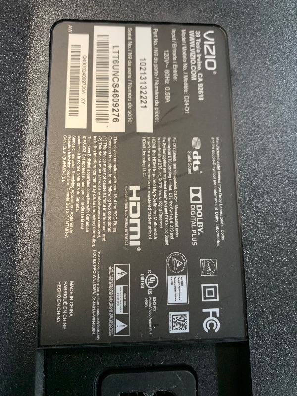 Photo 1 of (MINOR DAMAGE) (MISSING REMOTE) VIZIO 24-inch TV