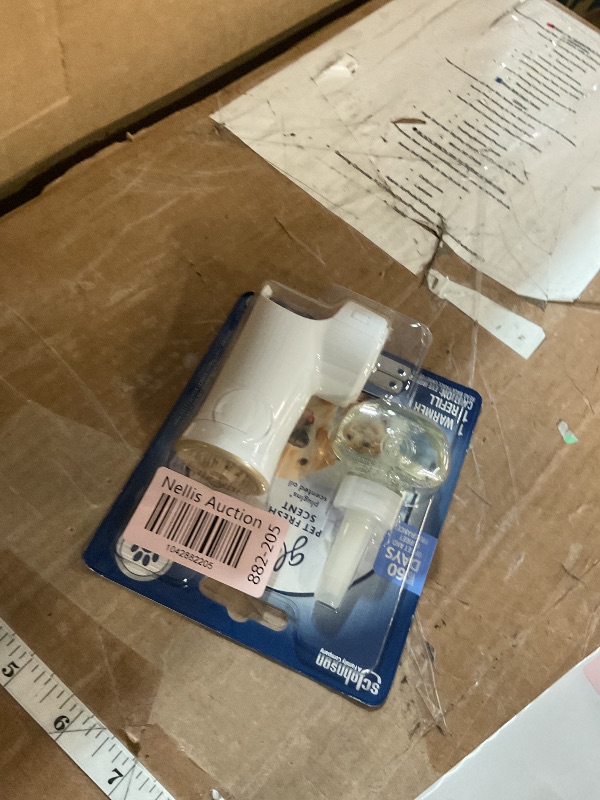 Photo 1 of *FACTORY SEALED*
Glade PlugIns Refills Air Freshener Starter Kit, Pet Fresh Scent, Scented and Essential Oils for Home and Bathroom, 0.67 Fl Oz, 1 Warmer + 1 Refill