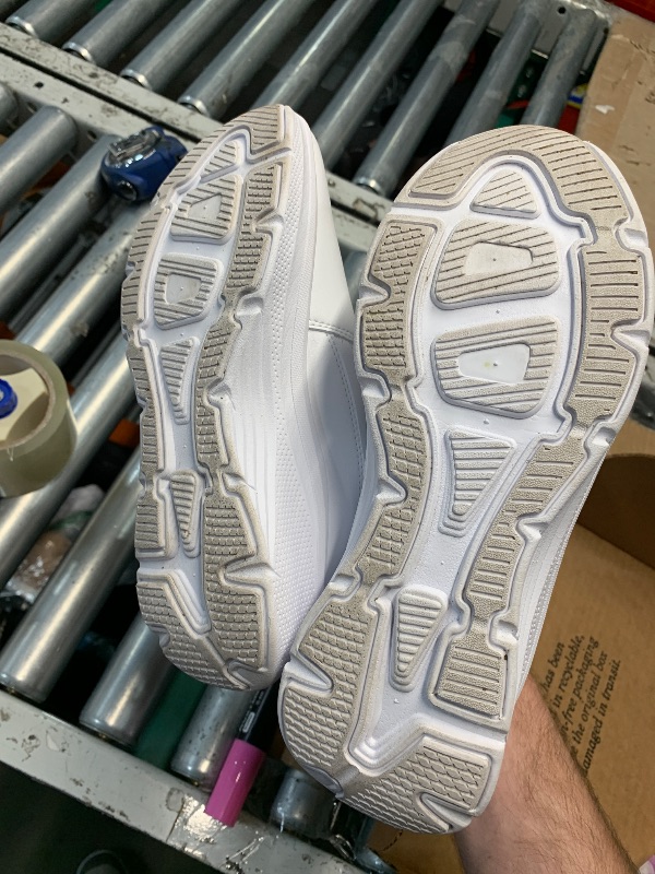 Photo 1 of (HEAVILY USED) Hawkwell Women's Slip On Arch Support Lightweight Slip Resistant Comfortable Nurse Shoes,White Synthetic,9 M US