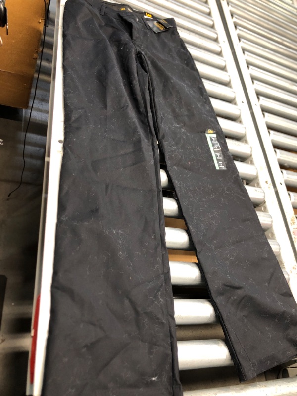 Photo 1 of **HAS A LOT OF LINT ON THEM** Lee Women's Ultra Lux Comfort with Flex Motion Trouser Pant Black 2 Medium