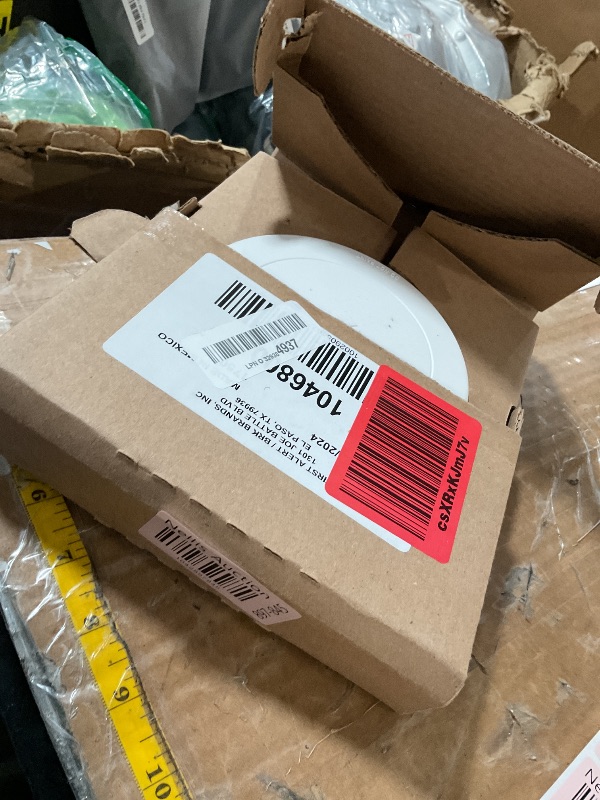 Photo 1 of First Alert SMI105-AC, Interconnect Hardwire Smoke Alarm with 10-Year Battery Backup, 1-Pack