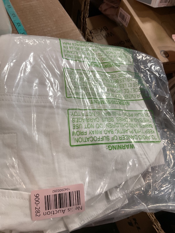 Photo 1 of (SMALL) (BAGGED) Design by Olivia Women's Classic/Destroyed Vintage Washed Long Sleeve Denim Jean Jacket White S