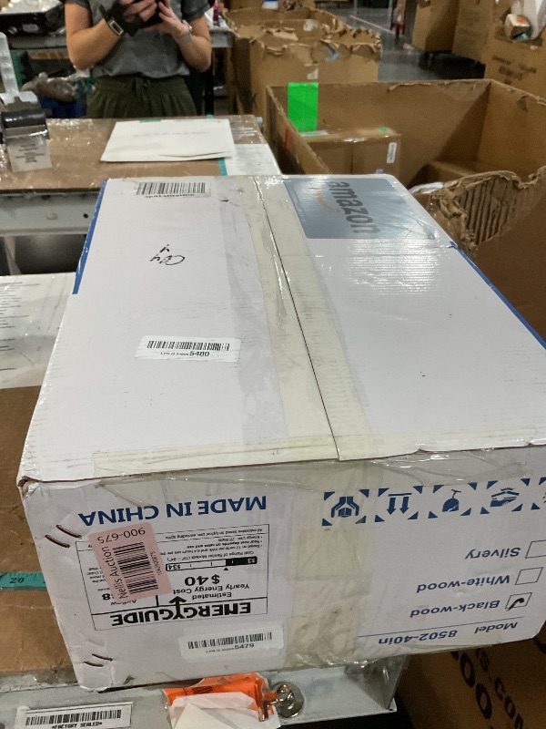 Photo 1 of (PARTS) (UNTESTED) POCHFAN 40 Inch Black Ceiling Fans with Lights and Remote, LED Low Profile Flush Mount Ceiling Fan for Bedroom, Living Room, Quiet DC Motor, Dimmable 6 Speeds
