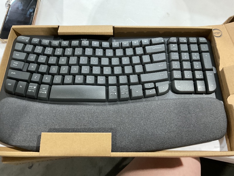 Photo 1 of Logitech Wave Keys MK670 Combo, Wireless Ergonomic Keyboard with Signature M550 L Wireless Mouse, Comfortable Natural Typing, Bluetooth, Logi Bolt, for Multi-OS, Windows/Mac - Graphite