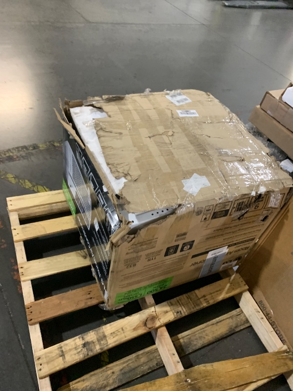 Photo 1 of LG LW2524RD 24,500 Window Air Conditioner, 230V, 1,560 Sq.Ft. (39' x 40' Room Size), Quiet Operation, Electronic Control with Remote, 3 Cooling & Fan Speeds, Auto Restart, 24500 BTU, White