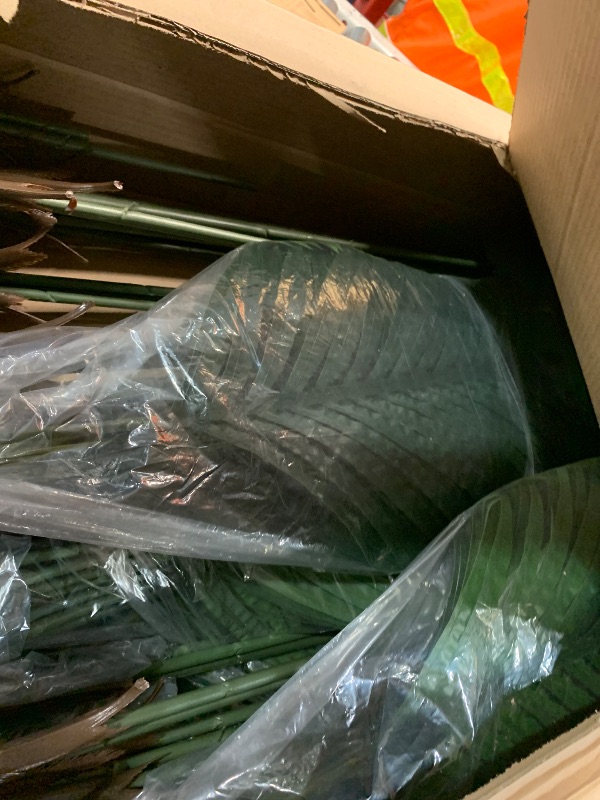 Photo 1 of ***DAMAGED - 1 POT CRACKED - SEE PICTURES***
Jexine 3 Pack Artificial Palm Trees 6Ft, Fake Plants Fake Trees Artificial Areca Palm Plants for Outdoor Indoor Faux Tree in Pot for Pool Home Decor Office Housewarming Gift Modern Decoration