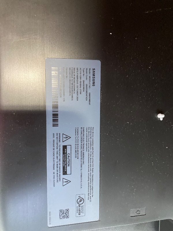 Photo 1 of ***PARTS ONLY/CRACKED SCREEN**SAMSUNG 65-Inch Class OLED 4K S90D Series HDR+ Smart TV w/Dolby Atmos, Object Tracking Sound Lite, Motion Xcelerator, Real Depth Enhancer, 4K AI Upscaling, Alexa Built-in (QN65S90D, 2024 Model)