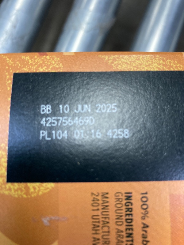 Photo 1 of **bb 6/10/25**Starbucks K-Cup Coffee Pods, Caramel Naturally Flavored Coffee For Keurig Brewers, 100% Arabica, 1 Box (22 Pods)