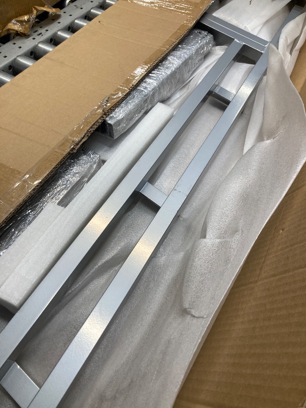 Photo 1 of VEVOR Removable Dock Ladder 4 Step, Pontoon Boat Ladder with Mounting Hardware,Aluminum Swim Ladder with Nonslip Design, Each Step 16" x 4", 350Lbs Load, for Lake, Marine Boarding, Pool