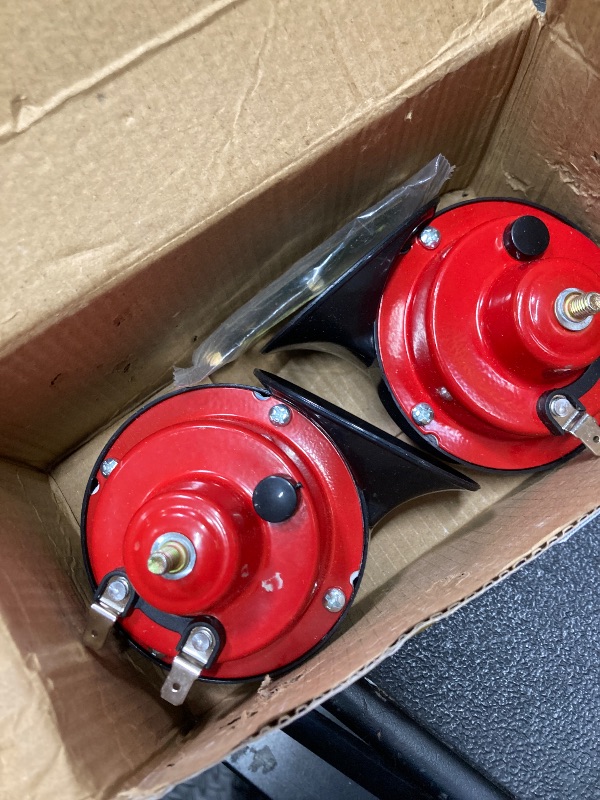 Photo 1 of 


Train Horn for Trucks - 130 DB Super Loud Boat Horn Marine, 12V Waterproof Electric Snail Horns, Air Horn for Car Trucks Motorcycles Boat Kit Replacement Auto Accessories, 2 Pcs, Red