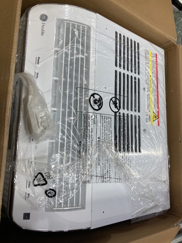 Photo 1 of ***PARTS ONLY***
GE AHEL08BB Window Air Conditioner, 8000 BTU, White