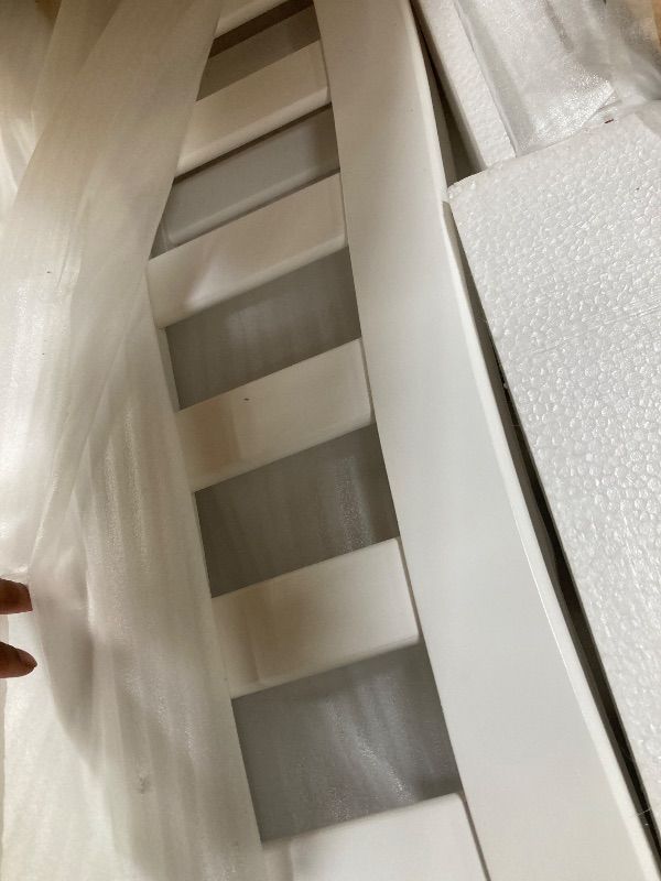 Photo 1 of **THIS IS ONLY BOX 2 OF 2 MISSING THE OTHER BOX****Dream On Me 5 In 1 Brody Convertible Crib With Changer In White, Greenguard Gold Certified, Comes With 1" Changing Pad, Non-Toxic Finish, Made Of Durable Pinewood