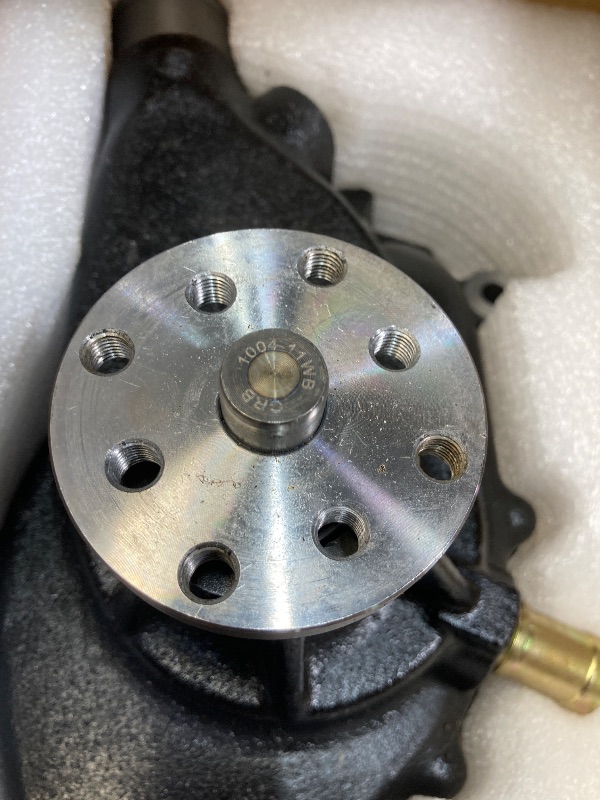 Photo 1 of ***missing gaskets*** New Marine Water Pump Fit For GM 7.4L (454) or 8.2 (502) V8 Engine 850454R1 67859 17670 811573 387447 3855991?Marine Circulating Water Pump With Gaskets