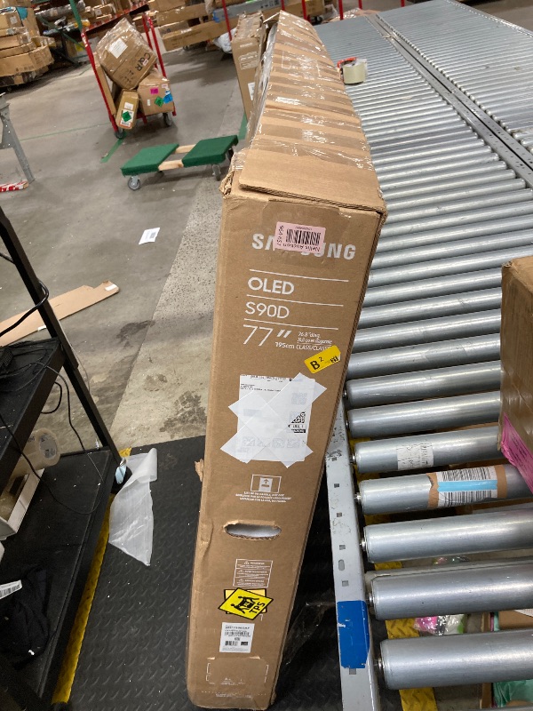 Photo 1 of ***PARTS ONLY***
Samsung 77-Inch Class OLED 4K S90D Series HDR+ Smart TV w/Dolby Atmos, Object Tracking Sound Lite, Motion Xcelerator, Real Depth Enhancer, 4K AI Upscaling, Alexa Built-in (QN77S90D, 2024 Model)