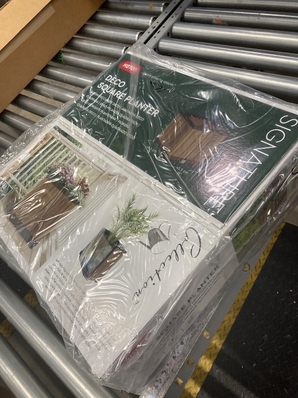 Photo 1 of 18 in. Deco Modern Outdoor Brown Resin Cube Self Watering Planter (1-Pack)
