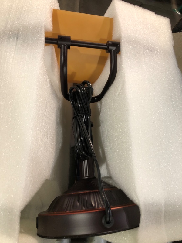 Photo 1 of (used)Rizzyluz Rustic Banker's Desk Lamp Pull Chain, Traditional Bankers Desk Lamp with USB Port, Vintage Farmhouse Table Lamp for Home Office Library