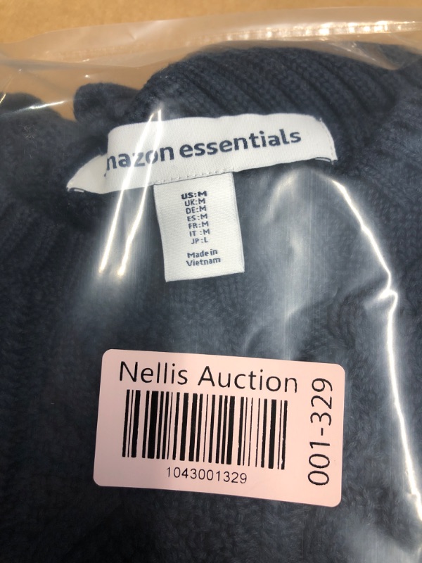 Photo 1 of Amazon Essentials Men's Long-Sleeve 100% Cotton Fisherman Cable Crewneck Sweater