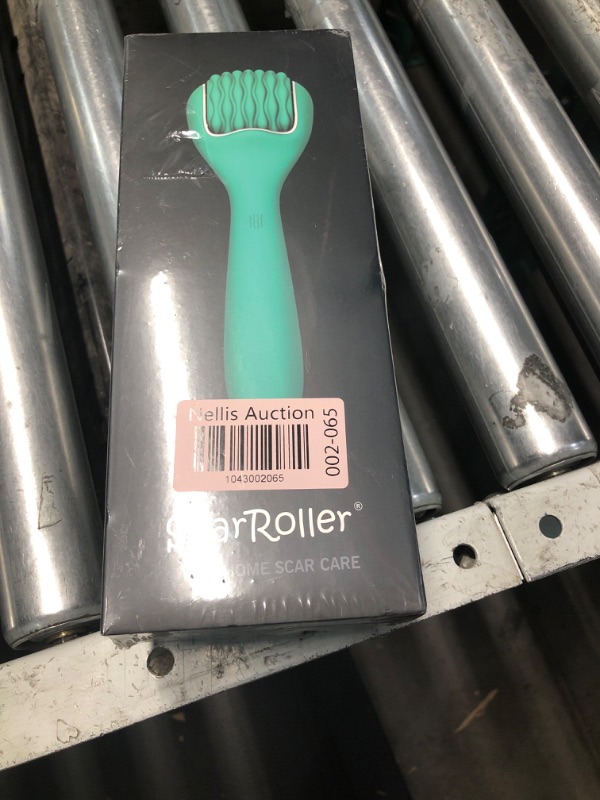 Photo 1 of ***FACTORY SEALED*** Scar Roller, Scar Tissue Massager for Post-Surgery Recovery, Silicone Ice Massage for Post-Surgery Incision Swelling and Soreness, Joint Roller for Improved Range of Motion and Flexibility. Teal