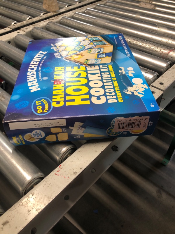 Photo 1 of ***(EXP04/25 )NONREFUNDABLE***Do-It-Yourself Chanukah House Cookie Decorating Kit By Manischewitz, Easy Build Tray Included, Nut Free, Fun Hanukkah Activity for the Whole Family!