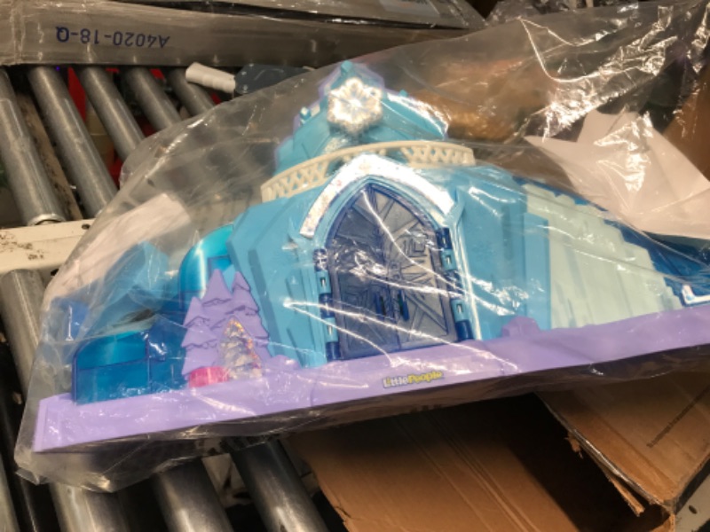 Photo 1 of (incomplete set)Fisher-Price Little People Toddler Toy Disney Frozen Elsa’s Ice Palace Musical Playset with Figures for Pretend Play Kids Ages 18+ Months?