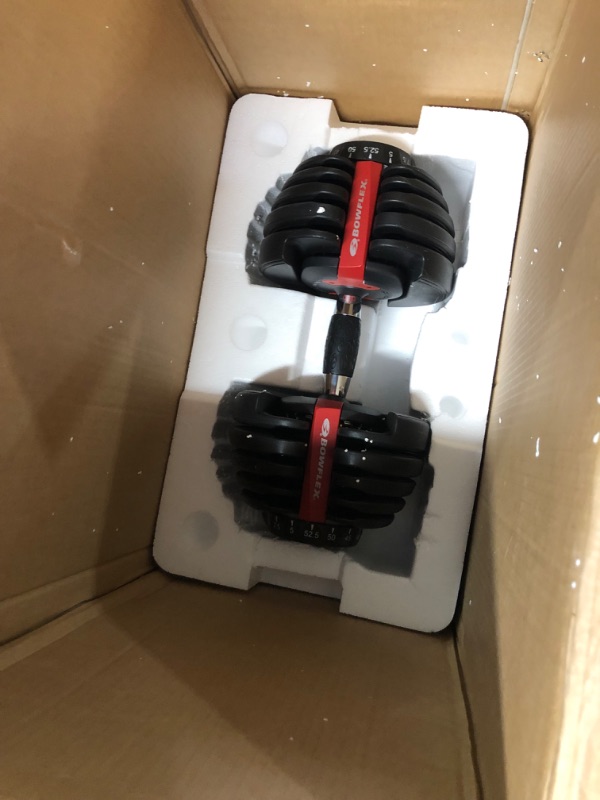 Photo 1 of ***MISSING BASES - SEE PICTURES***
2 Pack of BowFlex SelectTech 552 Adjustable Dumbbells, From 5 to 52,5 lb