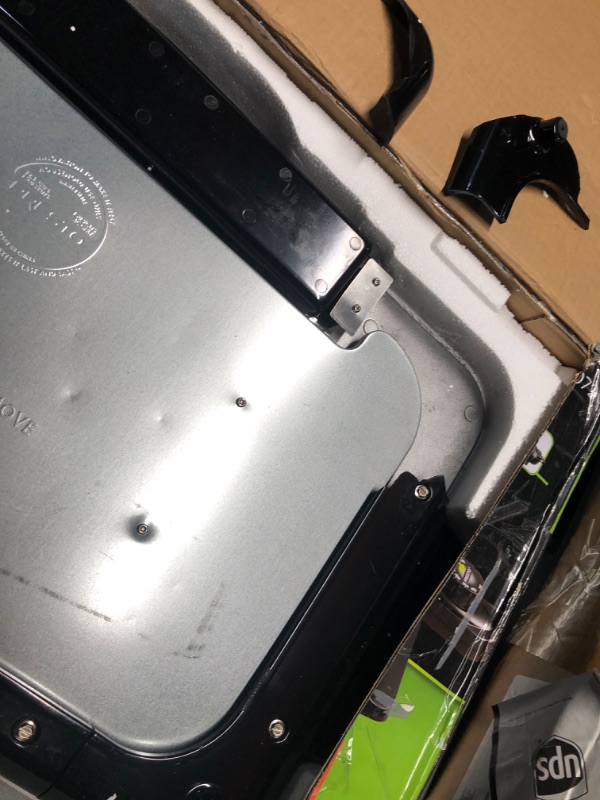 Photo 1 of *** broken corner foot ***
Presto 22-Inch Extra Large Griddle, 22"x 13", Low Profile Design, Ceramic Nonstick, Black 07072 Slimline