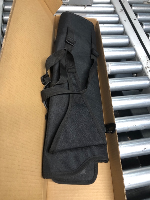 Photo 1 of ***** damage parts only*** nonrefundable****TOPARCHERY 6pcs 32 inch Carbon Arrows for Compound Bow and Recurve Bow, 400 Spine Arrows with Screwed Field Points and bag 