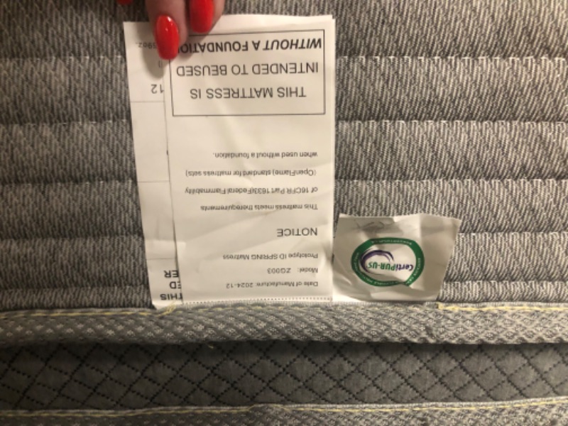 Photo 1 of **** truck or bigger car pick up****Queen Mattress,10 Inch Gel Memory Foam and Innerspring Hybrid Mattress in a Box with Individual Pocket Spring for Motion Isolation & Silent Sleep,CertiPUR-US,100 Nights Trial