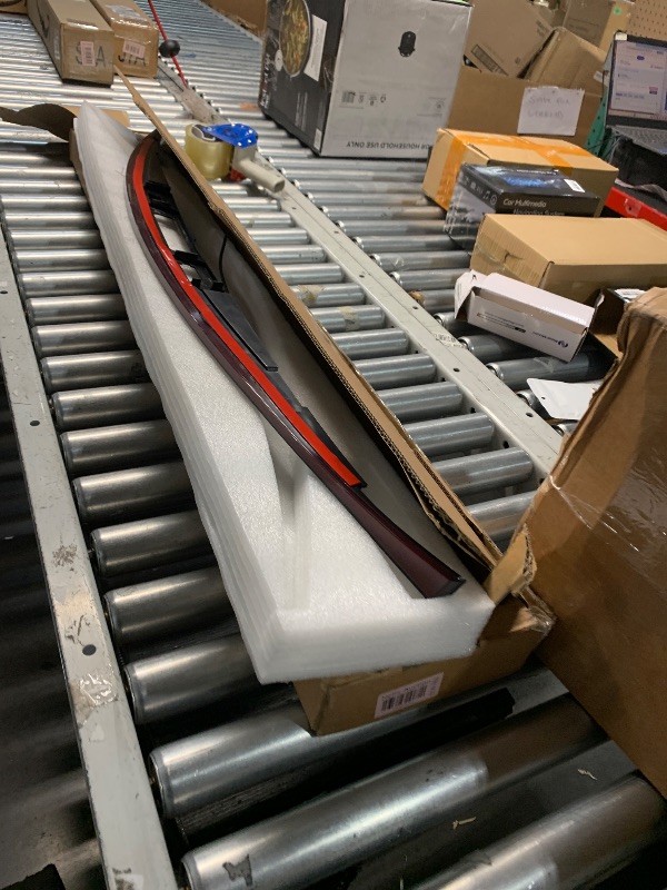 Photo 1 of Dynamic Tail Light Bar for Tesla Model Y 2020-2024 LED Flowing Through Tail Light Bar Full-Width Strip for Tesla Model Y