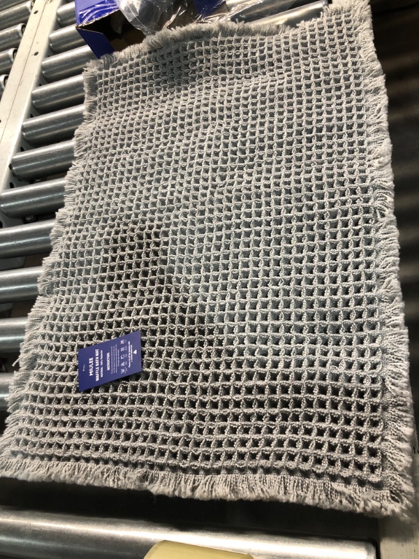 Photo 1 of ***(PARTIAL SET/ MISSING ONE)***
MIULEE Set of 2 Waffle Bathroom Rugs, Boho Bath Rugs Non Slip Washable, Super Absorbent Bath Mats, Ultra Soft Rubber Backed Shower Mats for Bathroom Floor, Tub and Shower, Light Grey, 17x24 Inch