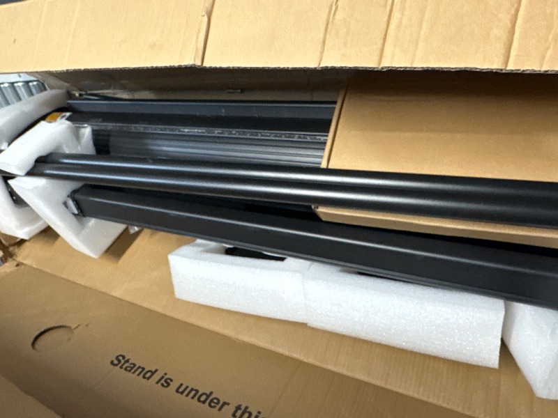 Photo 1 of VEVOR Vinyl Cutter Plotter Machine, 53" Signmaster Software Sign Making Machine, 1350mm Paper Feed Vinyl Cutter Plotter with Stand (53" 1350mm)