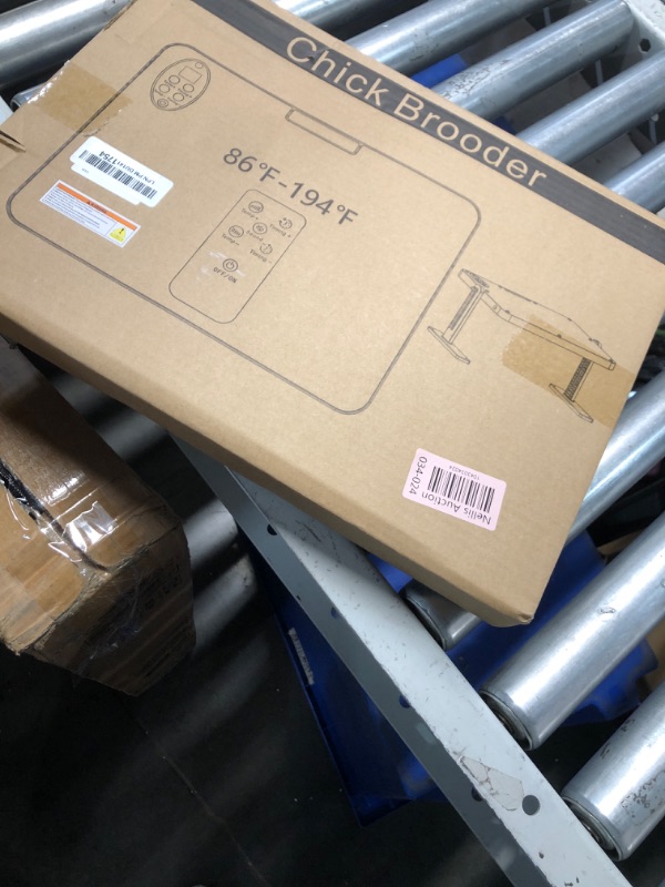 Photo 1 of Chicken brooder Box,Chick brooder,brooder Box for Chicks,Small Chicken coop,Baby Chicken Supplies,Chick brooder Box,Quail cage,Quail coop,Measures Approximately 15.7 X 12 X 12 inches