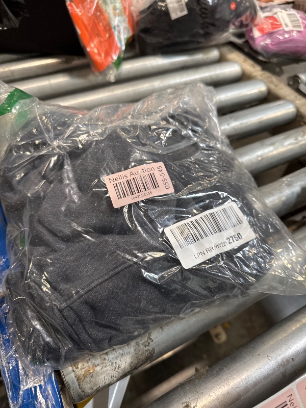 Photo 1 of  *** USED *** Amazon Essentials Men's Sweatshirt, Mock Neck, Fleece Zip Up, Charcoal Heather, Small
