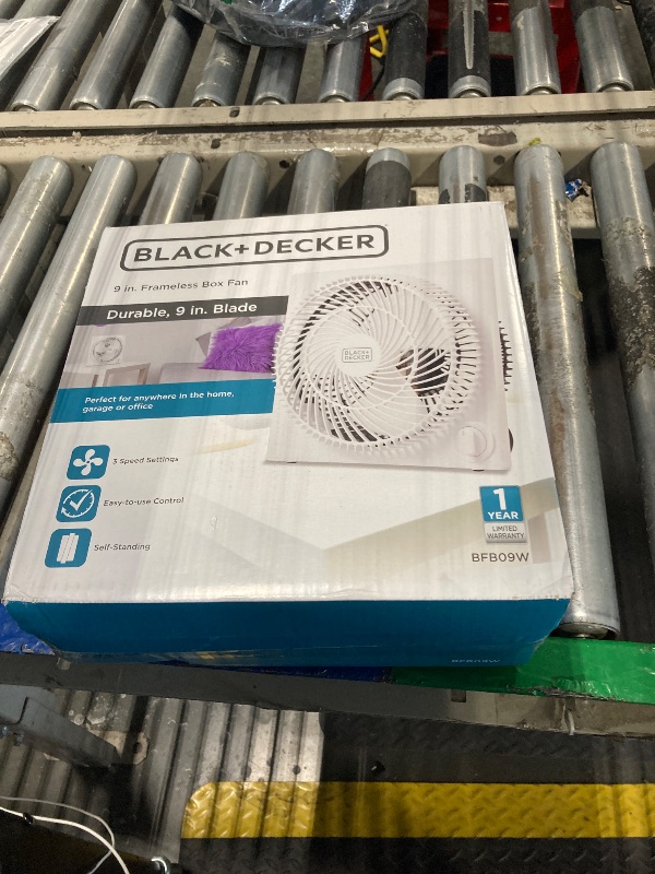 Photo 1 of BLACK+DECKER Mini Box Fan Tabletop Quiet 9 Inch Desk Box Fans Frameless BFB09W White