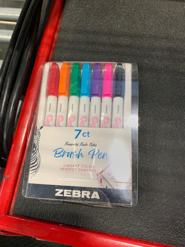 Photo 1 of Zebra Pen Funwari Brush Pen, Ultra Fine Point Tip, Assorted Ink Colors, (01177), 7 Count, Pack of 1