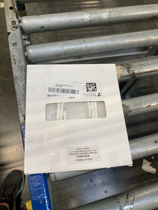 Photo 1 of FYY Over The Door Hooks, 4 Pack Hangers Hooks with Rubber Prevent Scratches Heavy Duty Organizer for Living Room, Bathroom, Bedroom, Kitchen Hanging Clothes, Towels, Hats, Coats, Bags White