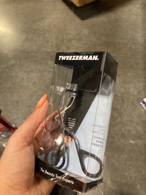 Photo 1 of [It’s a Revlon not tweezerman] Revlon Classic Eyelash Curler Model No. 1034-R, Stainless Steel