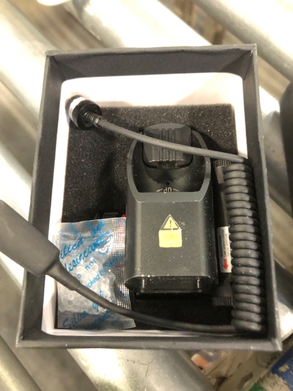 Photo 1 of Hiram 1x22x33 Holographic Reflex Scope Sight with 4 Reticles Red and Green Dot with Red Laser