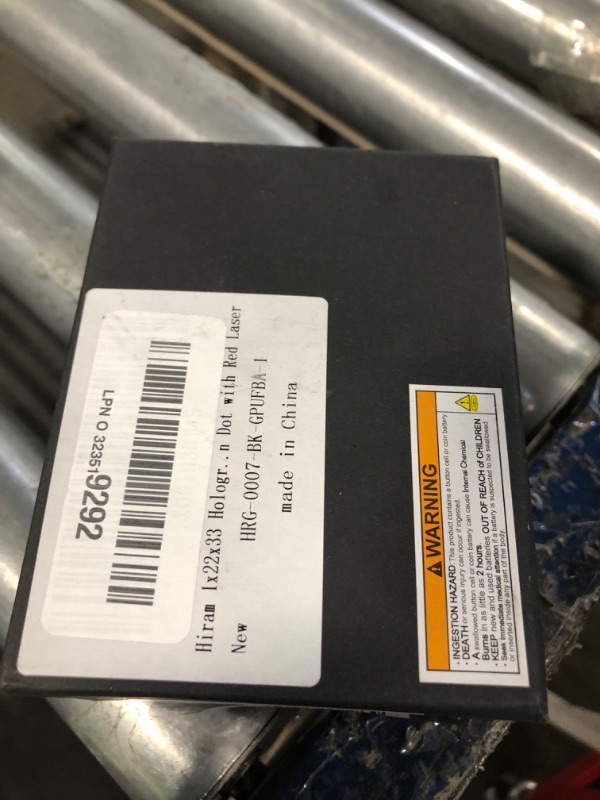 Photo 1 of Hiram 1x22x33 Holographic Reflex Scope Sight with 4 Reticles Red and Green Dot with Red Laser