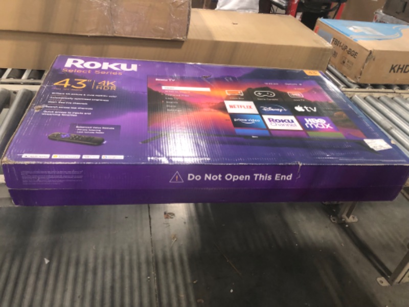 Photo 1 of 43" Class Select Series 4K Smart RokuTV