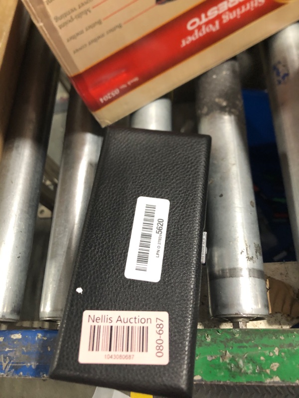 Photo 1 of A-xctoe Durable Double Layers Genuine Leather Bassoon Reeds Storage Case Box Holder for 20 Bassoon Reeds Black