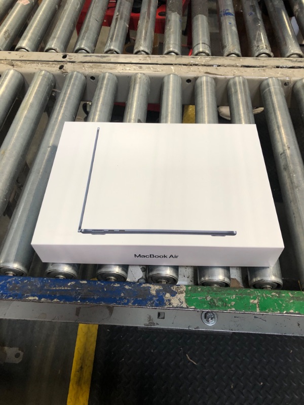Photo 1 of Apple 2024 MacBook Air 13-inch Laptop with M3 chip: Built for Apple Intelligence, 13.6-inch Liquid Retina Display, 16GB Unified Memory, 256GB SSD Storage, Backlit Keyboard, Touch ID; Midnight