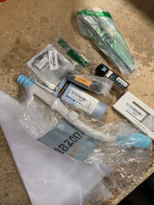 Photo 1 of NON-REFUNDABLE* BUNDLE OF ASSORTED ITEMS (8 ITEMS)