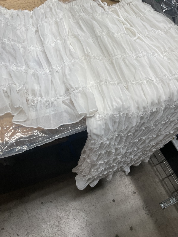 Photo 1 of  Vintage  WHITE 2PC  HALTER  TOP AND SKIRT WHITE SET SMALL