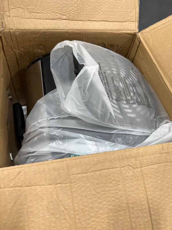 Photo 1 of ***** ONLY FOR PARTS**** Chefman TurboFry® Touch Air Fryer, XL 8-Qt Family Size, One-Touch Digital Control Presets, French Fries, Chicken, Meat, Fish, Nonstick Dishwasher-Safe Parts, Automatic Shutoff, Stainless Steel