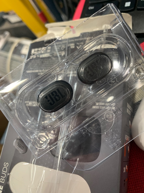 Photo 1 of ****FOR PARTS ONLY***
SEE NOTES• JBL Tune Buds - True wireless Noise Cancelling earbuds, JBL Pure Bass Sound, Bluetooth 5.3, 4-Mic technology for Crisp, Clear Calls, Up to 48 hours of battery life, Water and dust resistant (Black)